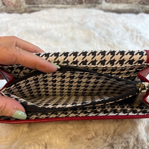 HOBO Clutch Wallet in Beautiful Red Leather w Black & White Houndstooth Interior - Picture 8 of 10